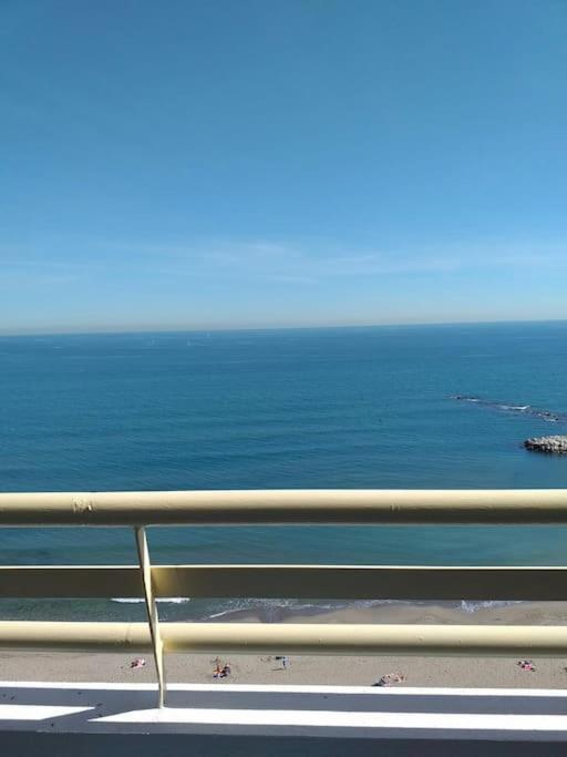 Seafront Apartment With Open-Air Heated Pool Fuengirola Zewnętrze zdjęcie